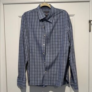 Van Heusen Blue Plaid Long-Sleeve Dress Shirt
